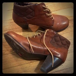 Short Brown Healed Camper Boots